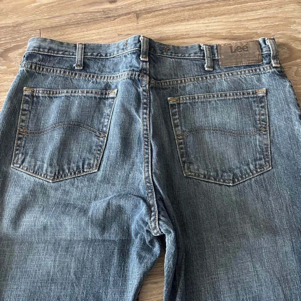 Vintage Y2K/2000s Grunge Dark Wash Essential Denim Jeans! 36x32
